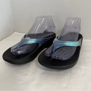 Oofos thong sandals flip flop blue-purple size 6